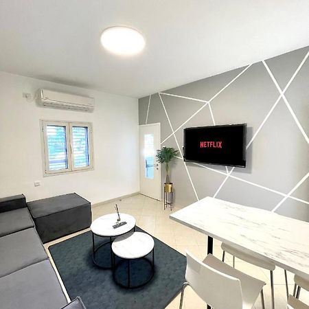 Rambam Beach Apartment Хайфа Экстерьер фото