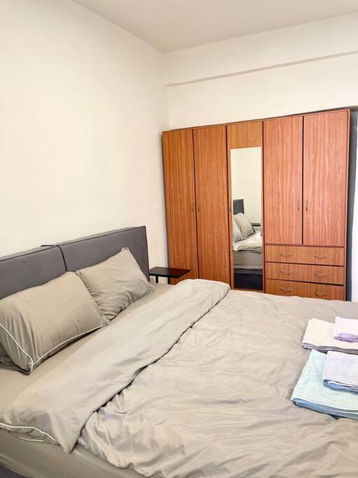 Rambam Beach Apartment Хайфа Экстерьер фото