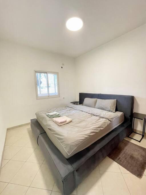 Rambam Beach Apartment Хайфа Экстерьер фото